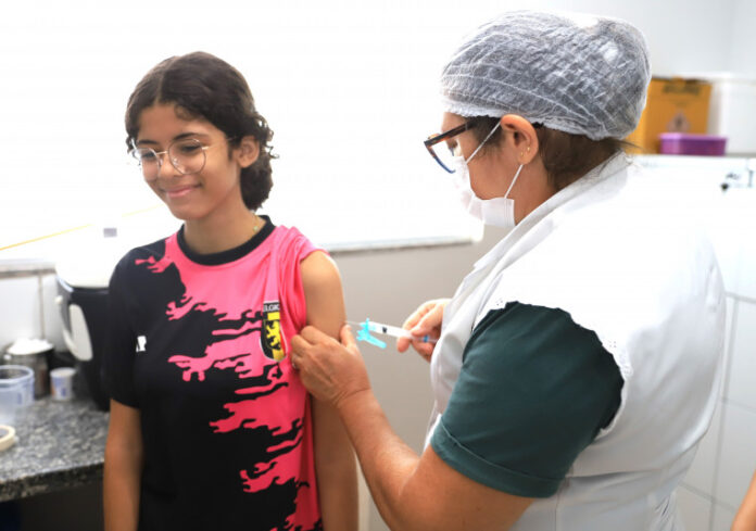 677ba8f82fdc4e9e8d5f54bb234c887e