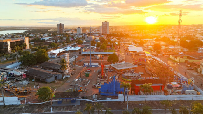 8ceeee6bad837483658ef707066cc976